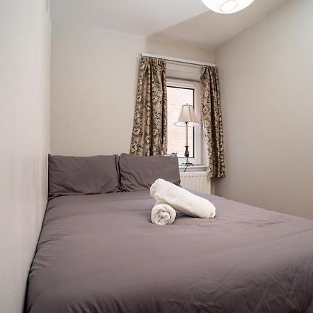 Central Apartment In Belfast City Centre Exterior foto